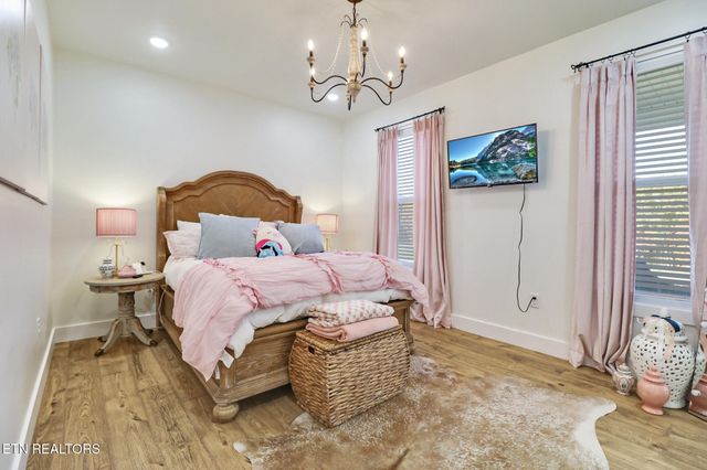 422 Peach Lane, Jamestown, TN 38556