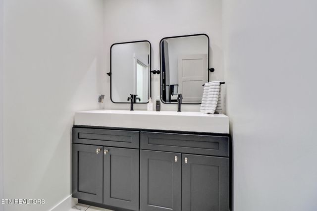 422 Peach Lane, Jamestown, TN 38556