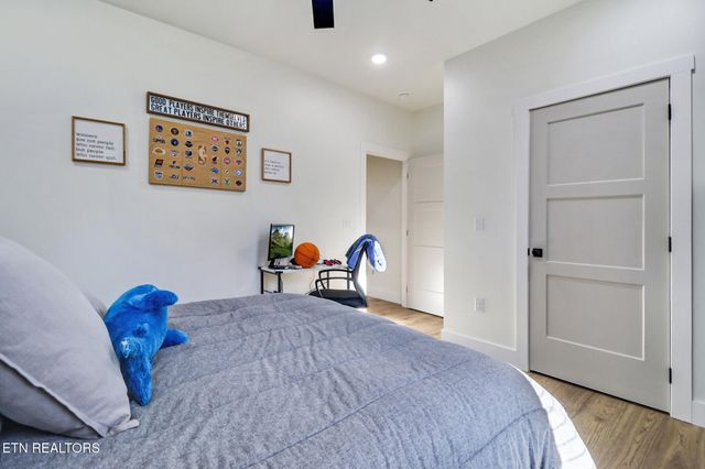 422 Peach Lane, Jamestown, TN 38556