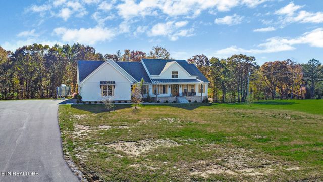422 Peach Lane, Jamestown, TN 38556