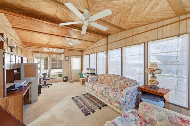 2101 KONA DR, Holiday, FL 34691