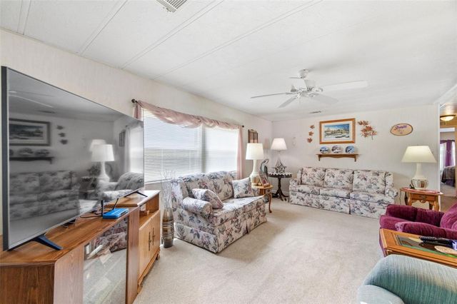 2101 KONA DR, Holiday, FL 34691