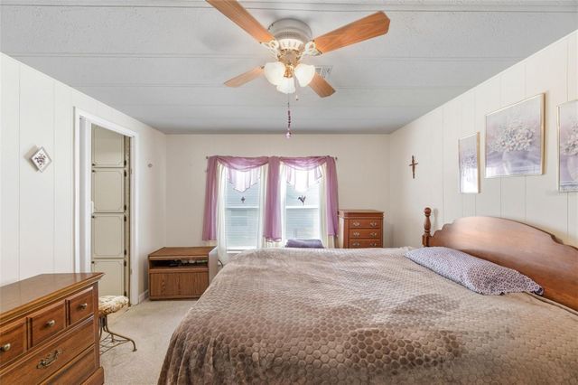 2101 KONA DR, Holiday, FL 34691