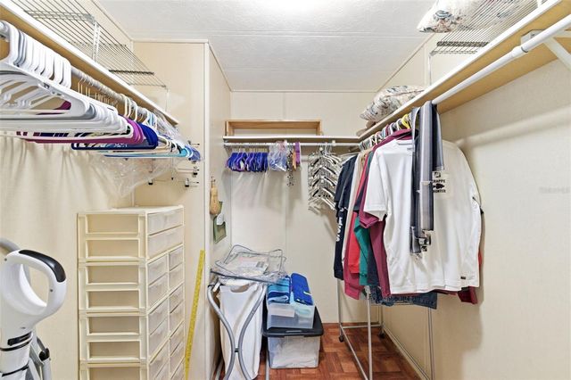 2101 KONA DR, Holiday, FL 34691