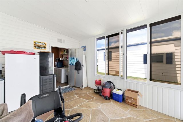 2101 KONA DR, Holiday, FL 34691