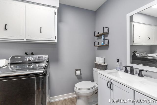 7887 Park Lane Avenue, Georgetown Twp, MI 49428