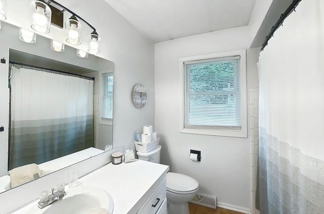 7887 Park Lane Avenue, Georgetown Twp, MI 49428
