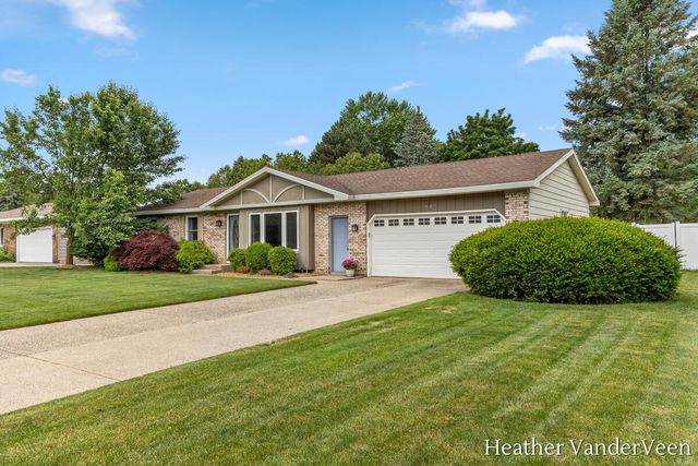 7887 Park Lane Avenue, Georgetown Twp, MI 49428