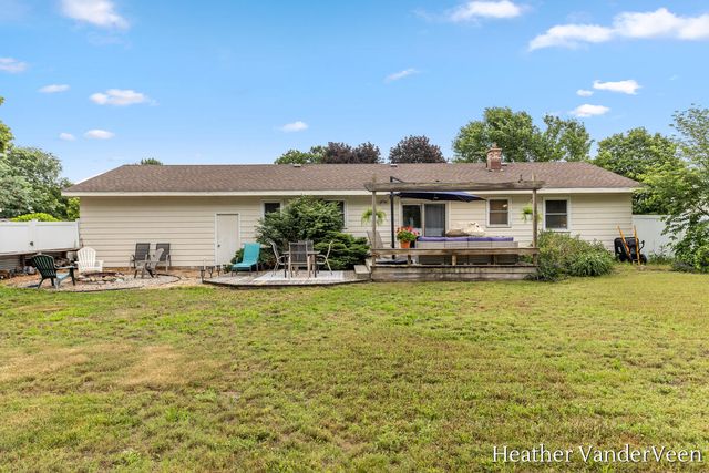 7887 Park Lane Avenue, Georgetown Twp, MI 49428
