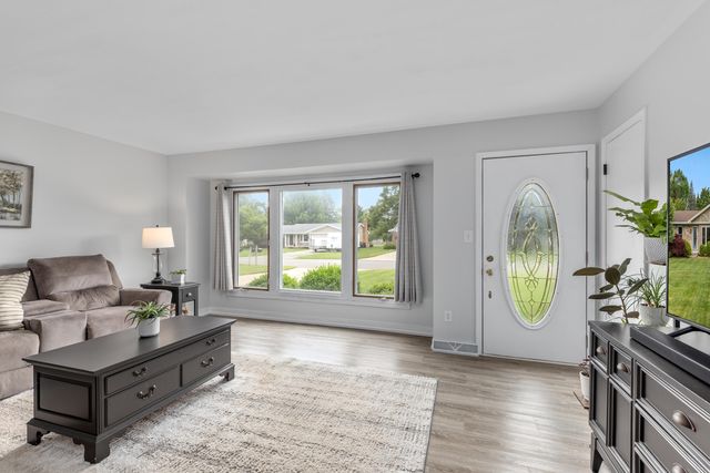 7887 Park Lane Avenue, Georgetown Twp, MI 49428