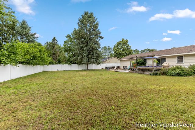 7887 Park Lane Avenue, Georgetown Twp, MI 49428
