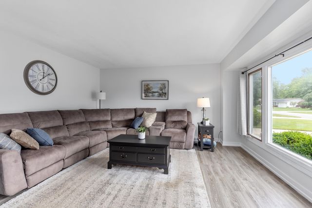 7887 Park Lane Avenue, Georgetown Twp, MI 49428