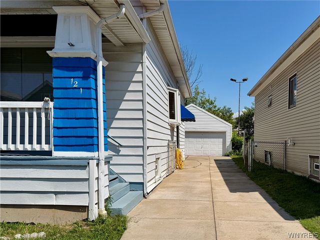 121 Hagen Street, Buffalo, NY 14211