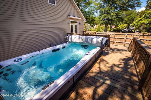 116 NW 8th Street, Oak Island, NC 28465