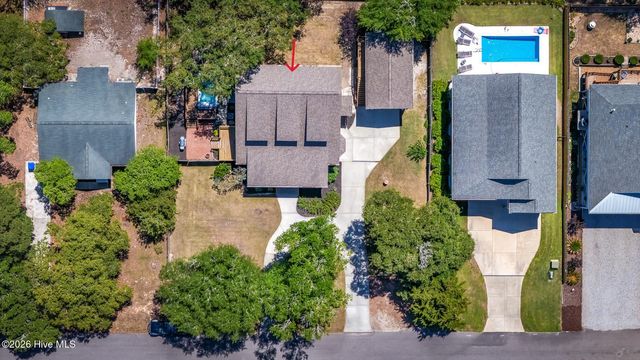 116 NW 8th Street, Oak Island, NC 28465