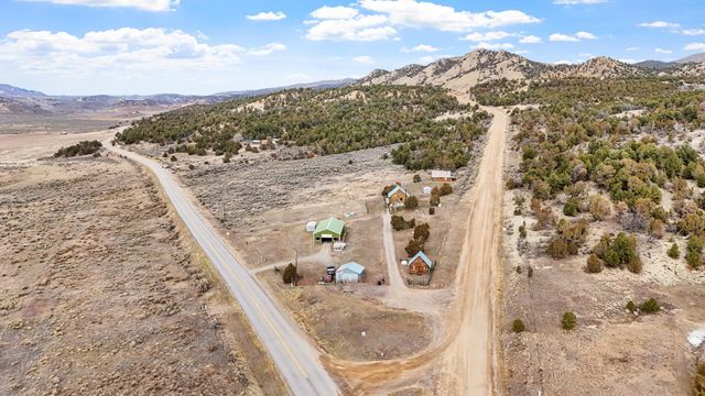 41 County Road 9, Meeker, CO 81641