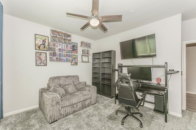 1055 Agua Dulce Avenue, Clovis, CA 93619