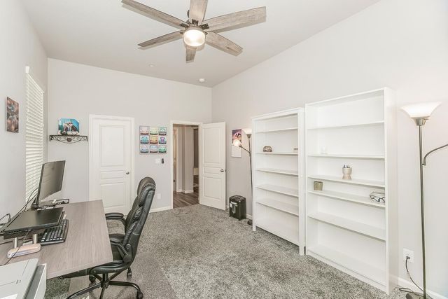 1055 Agua Dulce Avenue, Clovis, CA 93619