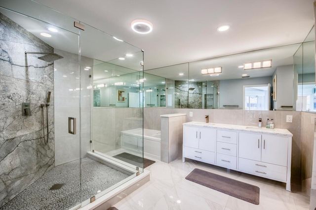208 Legendary Circle, Palm Beach Gardens, FL 33418