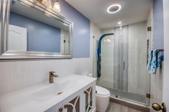 208 Legendary Circle, Palm Beach Gardens, FL 33418