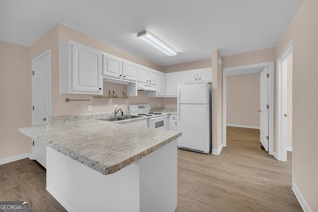 683 Grant Street APT I, Clarkesville, GA 30523