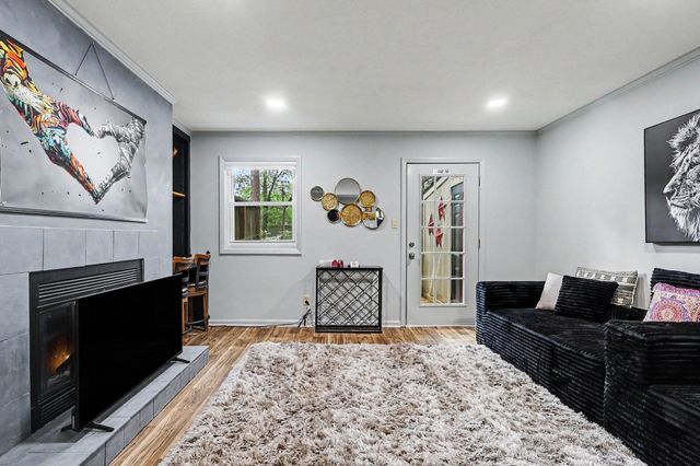 6369 New Market Way, Raleigh, NC 27615