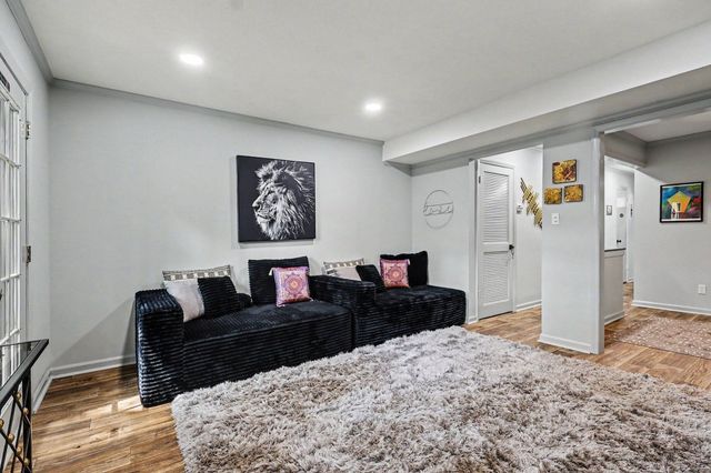 6369 New Market Way, Raleigh, NC 27615