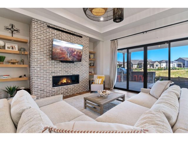 2774 Heron Lakes Pkwy, Berthoud, CO 80513