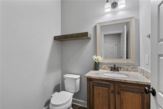 16657 S Chalet Drive, Olathe, KS 66062