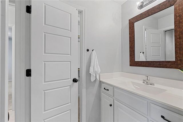 16657 S Chalet Drive, Olathe, KS 66062