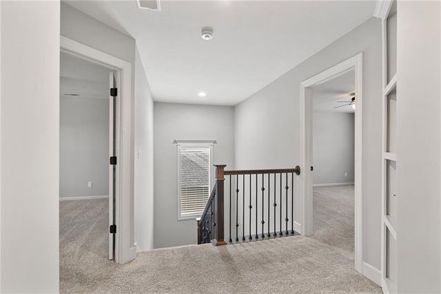 16657 S Chalet Drive, Olathe, KS 66062