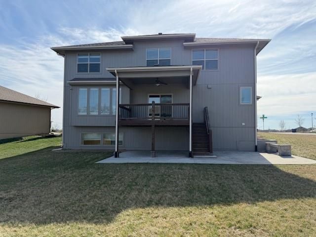 16657 S Chalet Drive, Olathe, KS 66062