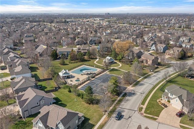 16657 S Chalet Drive, Olathe, KS 66062