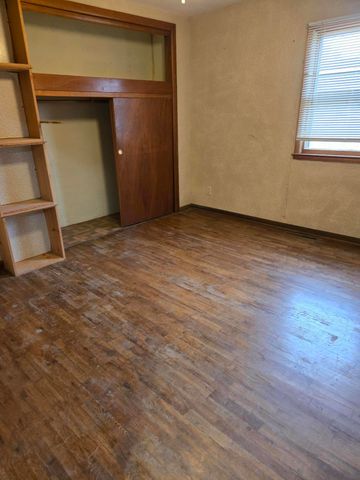 19304 Hillcrest Lane, Cassville, MO 65625