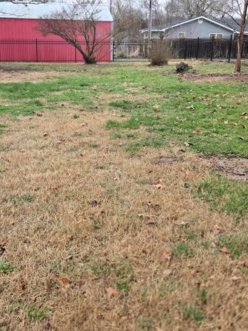 19304 Hillcrest Lane, Cassville, MO 65625