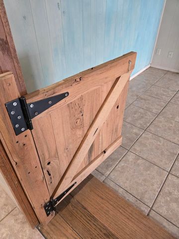 19304 Hillcrest Lane, Cassville, MO 65625