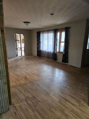 19304 Hillcrest Lane, Cassville, MO 65625