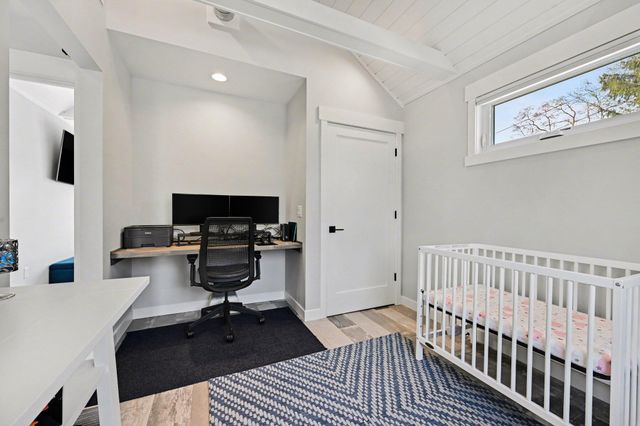 10139 Woodlawn Drive, Portage, MI 49002