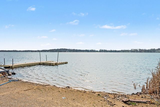 10139 Woodlawn Drive, Portage, MI 49002