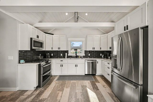 10139 Woodlawn Drive, Portage, MI 49002