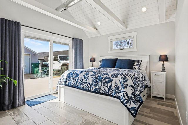 10139 Woodlawn Drive, Portage, MI 49002