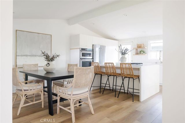 2566 Oxford, Costa Mesa, CA 92626