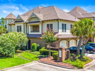 648 Village Park Drive 201, Wilmington, NC 28405