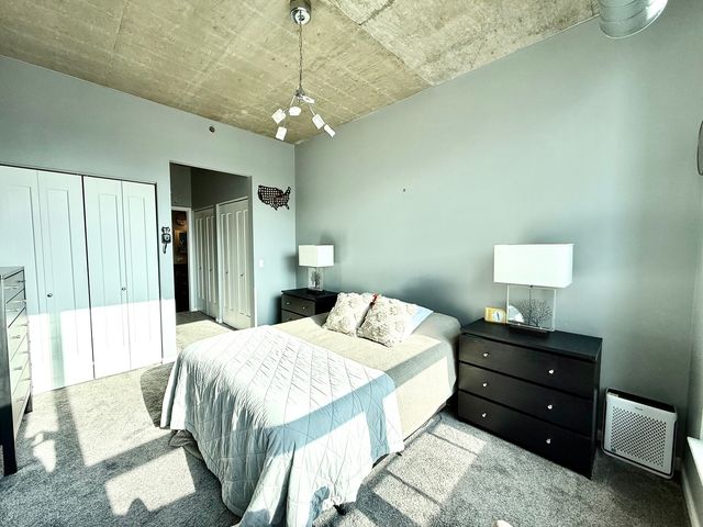 125 E 13th Street 909, Chicago, IL 60605