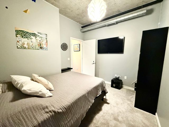 125 E 13th Street 909, Chicago, IL 60605