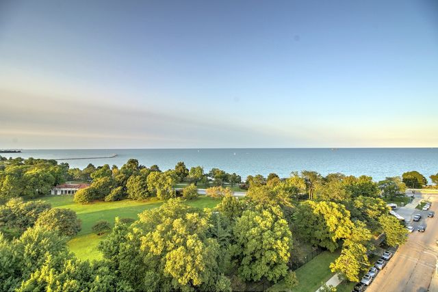 6701 S Crandon Avenue 15A, Chicago, IL 60649