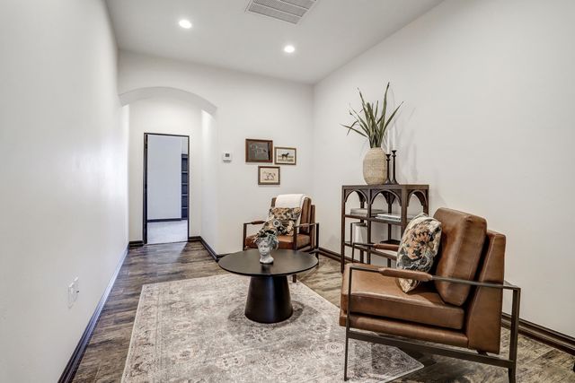 6535 Vista Del Prado Road NW, Albuquerque, NM 87120