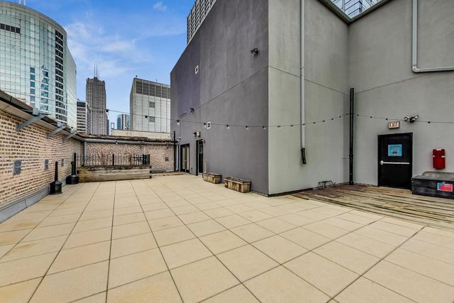 8 W Monroe Street 704, Chicago, IL 60603
