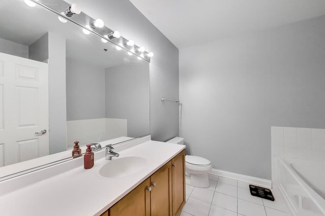 8 W Monroe Street 704, Chicago, IL 60603