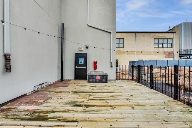 8 W Monroe Street 704, Chicago, IL 60603